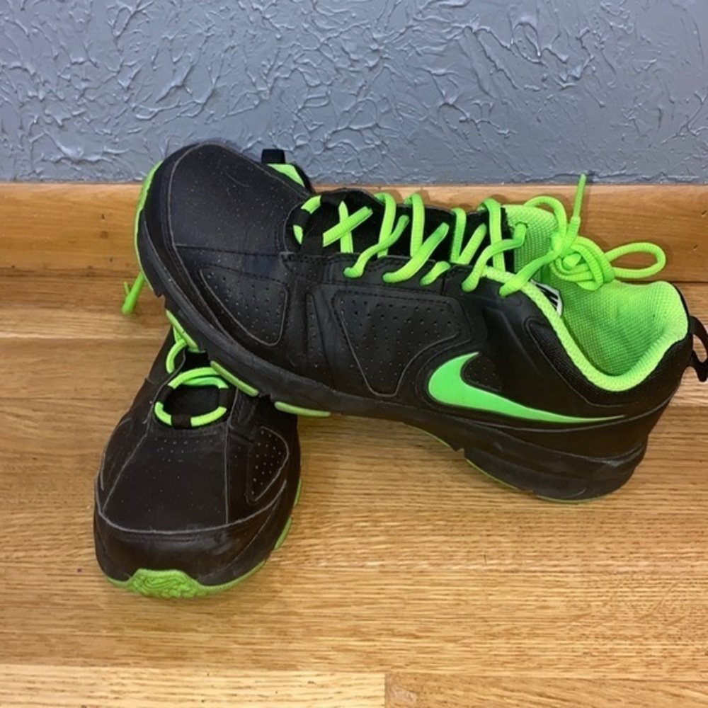 Nike  T-Lite Xl , men’s size 8